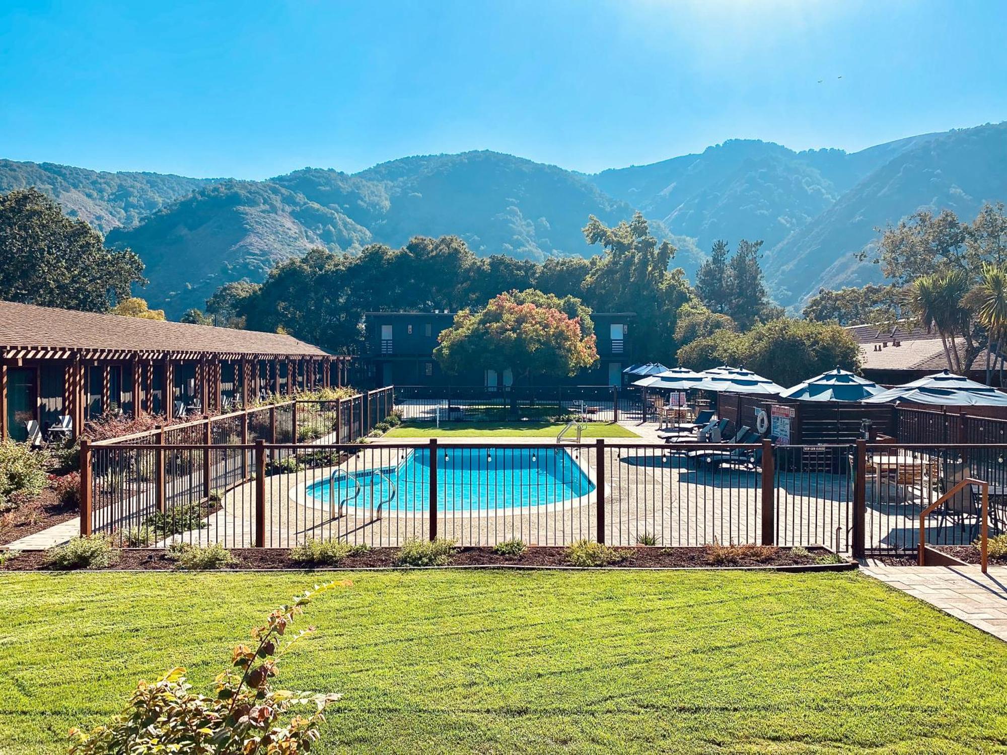 Hidden Valley Inn Carmel Valley Exterior photo